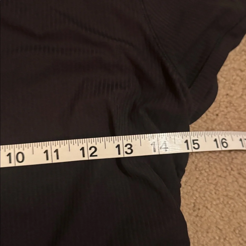 Lululemon All It Takes Ribbed Nulu T-Shirt Black - Picture 4 of 5